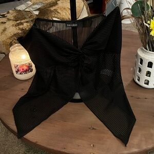 Zenobia Elegant Black and Silver Mesh Wrap Tank top